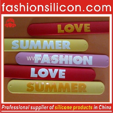 Stylish silicone wristband for Christmas gift 