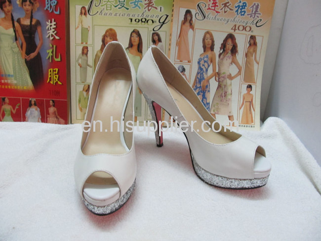 ladies white high heel dress shoes