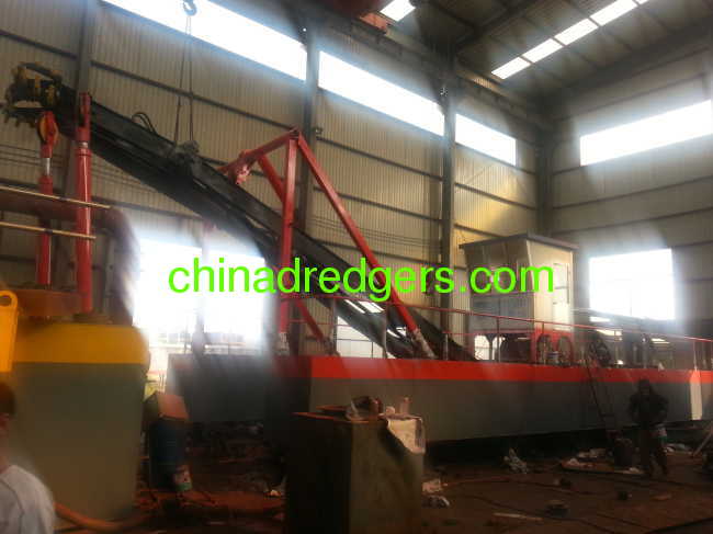 China hydraulic cutter head river sand dredgers 