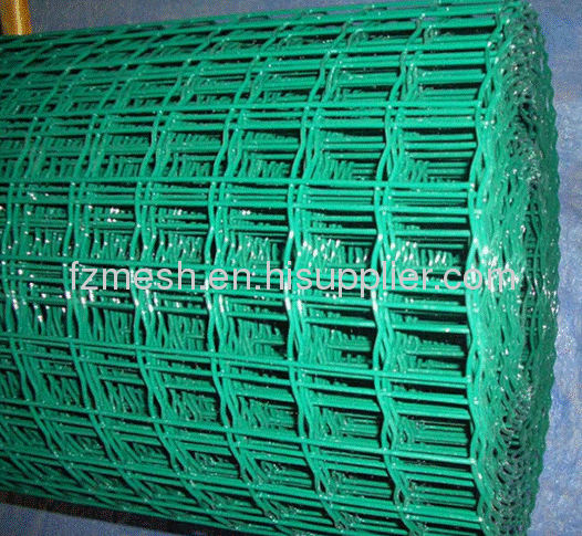 PVC coated welded wire mesh fence