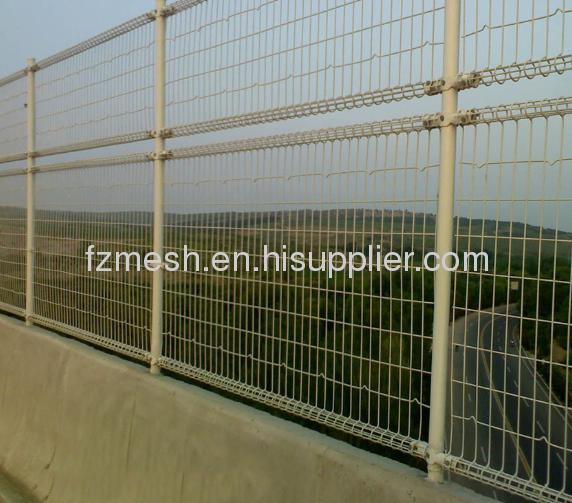 Low carbon steel double circle welded fence