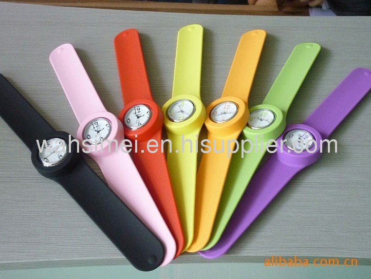 Colourful silicone slap watch for children