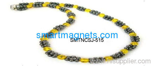 black magnetic bead matches the plastic beads magnetic necklace