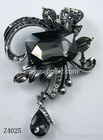 Z4025 Flower Shape Zinc Alloy Brooch Pin