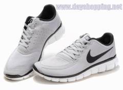 sport shoes ( dayshopping.net)