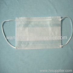 sell 1/2/3 pieces of non- woven disposable face masks with earloop or headloop