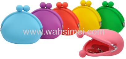 Novelty silicone rubber coin wallet