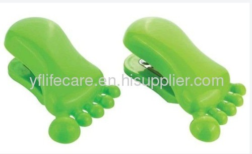 foot shaped platic mini stapler