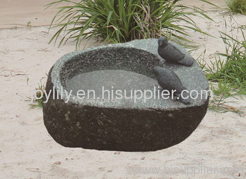Heart stone birdbasin