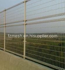 Weaving and welded road wire fence