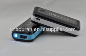 power bank/external charger with 5600mha for mobile phone iphone ipad mp3/4 GPS PDA psp ipaq blue