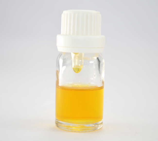Oil of Black Pepper from Black Peppercorns China Sources