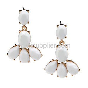 Fashion White Resin Kate Spade Plaza Athenee Chandelier Earrings