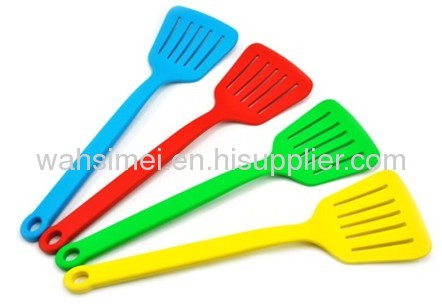 Eco-friendly heatproof silicone turner with different Handle 