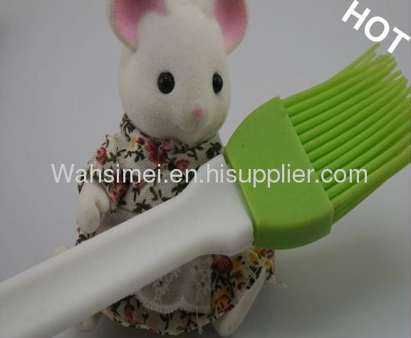 2012 popular bbq brush with easy clean silicone brushes 