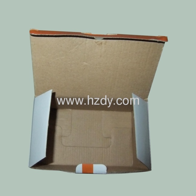 Corrugated paper box for sounder