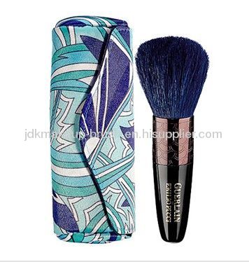 Elegant Kabuki-style Powder Brush