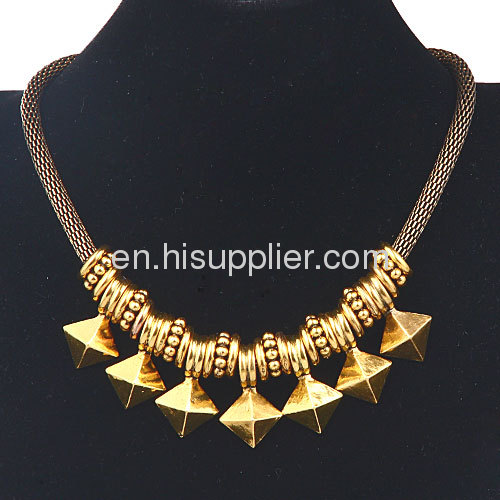 Fashion Cool Unisex Rivets Snake Chain Choker Bib Necklace