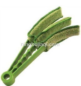 window blind cleaning brush