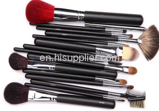 Goat hair 16pcs Makeup Brush set with Black Pouch