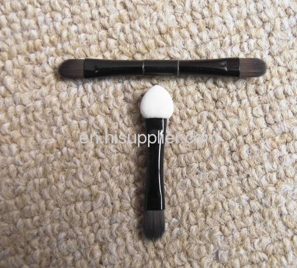 Duo end Eyeshadow applicator