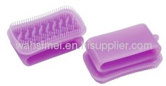 Particularly Soft silicon pet brushes for promotion