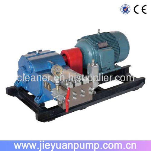 Pressure test pump / high pressure cleaner