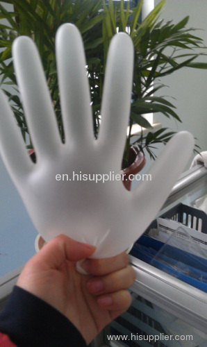 Powderfree vinyl disposable gloves for examination