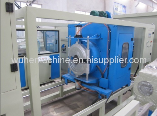 PVC pipe cutting machine