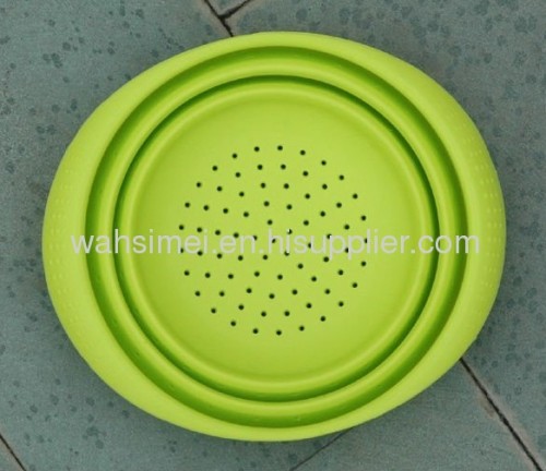 Foldable silicon kitchen strainer soup spoon