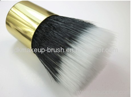 shiny kabuki brush