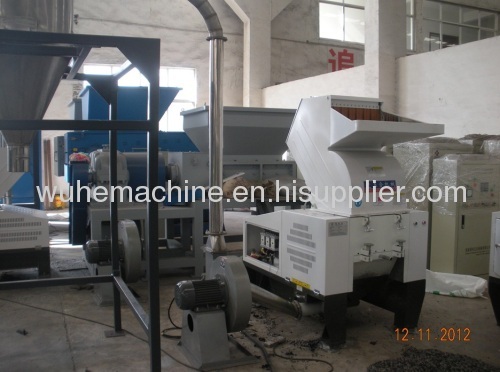 PET bottles crusher