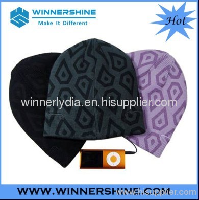 Cotton beanie with printing pattern headphone