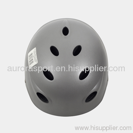 Ski helmet with Polycarbonate Shell