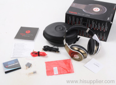 Studio colorful champagne headphone for computer or cellphone
