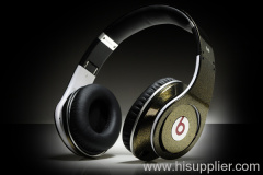 Studio colorful champagne headphone for computer or cellphone