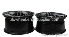 BLACK STAGGERED ALLOY WHEEL