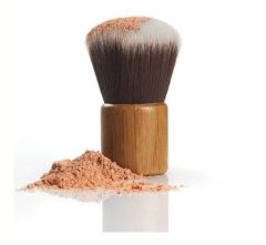 Kabuki brush bamboo handle