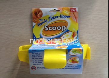 Handy Picker-upper Scoop