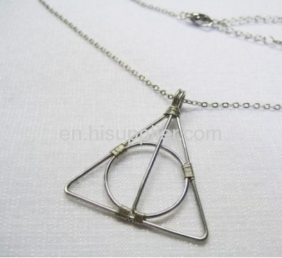 Wholesale Fashion Wooden Deathly Hallows Harry Potter Necklace Cheap