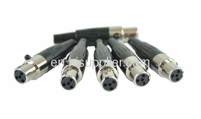 4-Pin female XLR connector