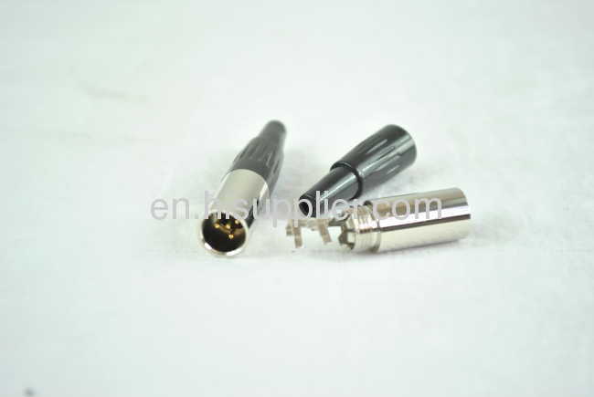 4-Pin male XLR connector