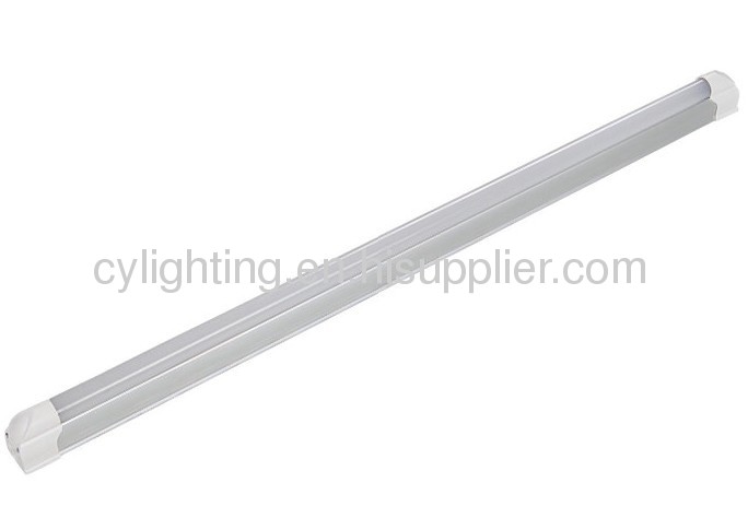 9W T5 Aluminum 27mm×34mm×590mm SMD3528LED Tube Light For Home