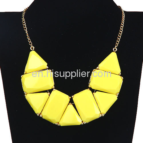 Cheap Fashion Stone Statement Choker Crescent Collar Necklace Jewelry