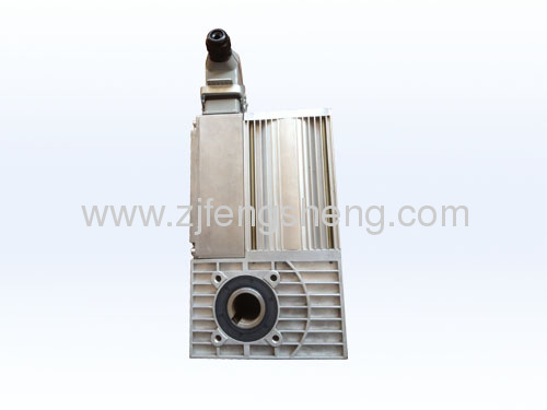 Hydraulic bending machine winding degree angle compensation motor