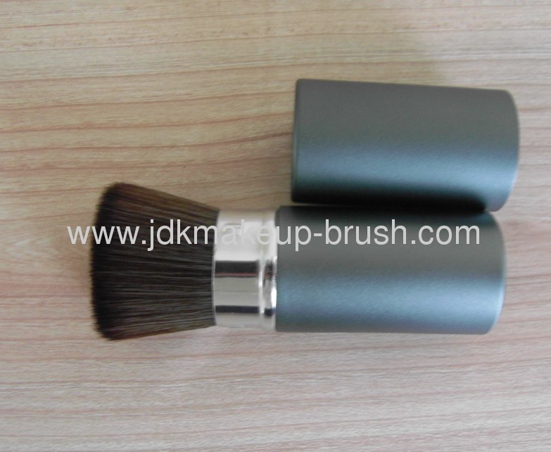 Flat Top Retractable Brush