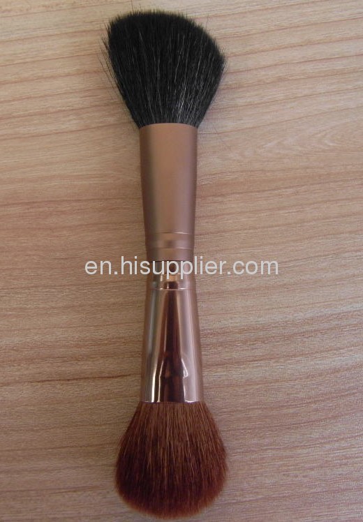 Deluxe Duo End Contour and Powder Brush