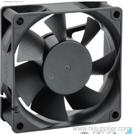 IP66 5V 2507mm 0.06A 8000RPM Sleeve Bearing Vehicle Inverter Fan