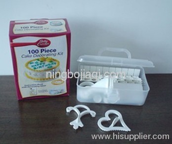 cake decorating kit