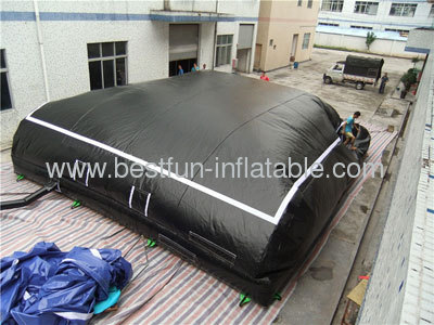 Black Inflatable Jump Air Bag